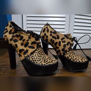 Vintage Carlos Falchi Lauren Calf Fir - Leopard Print Platform Booties Size 5.5